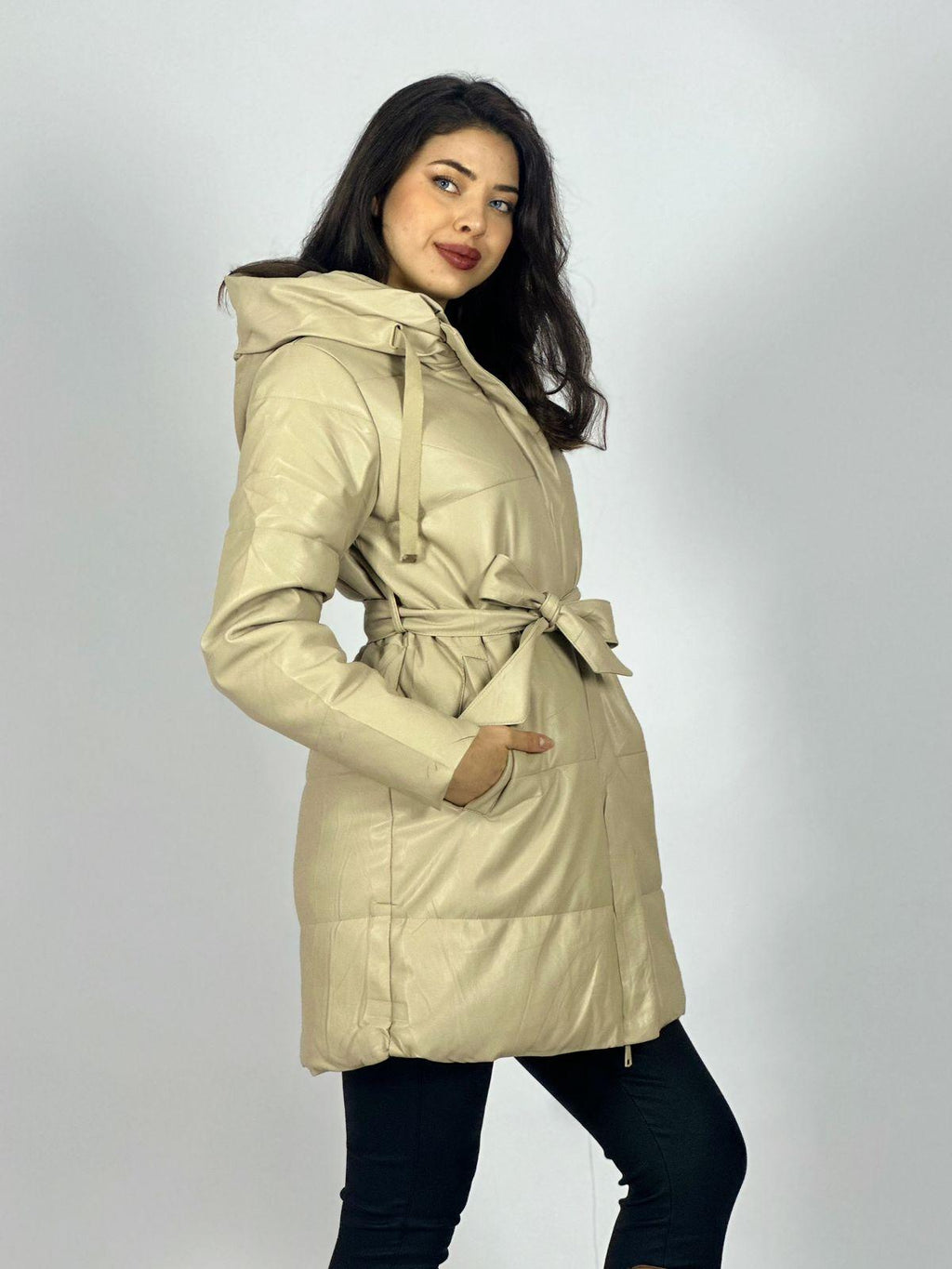 Parka Acolchada Con Cinturón