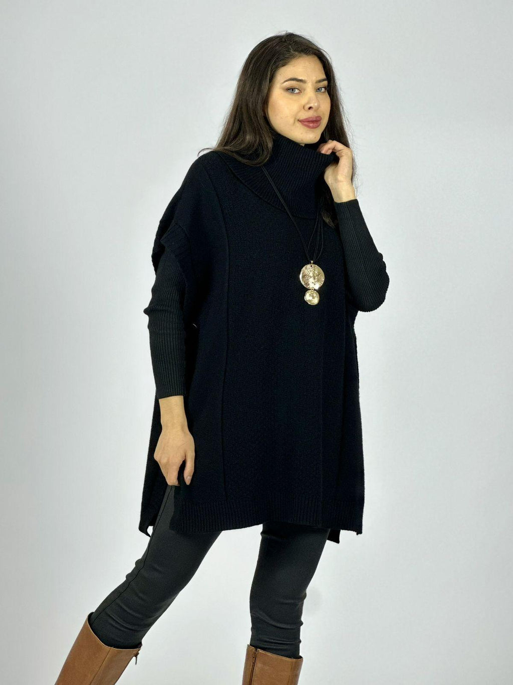 Sweater Tipo Poncho Lana Cuello Tortuga