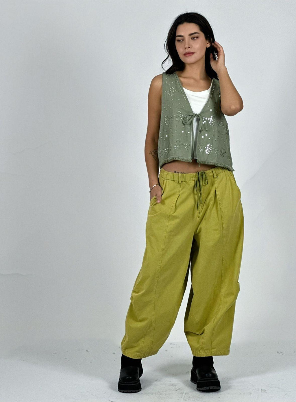 Pantalón Gabardina con Bolsillos