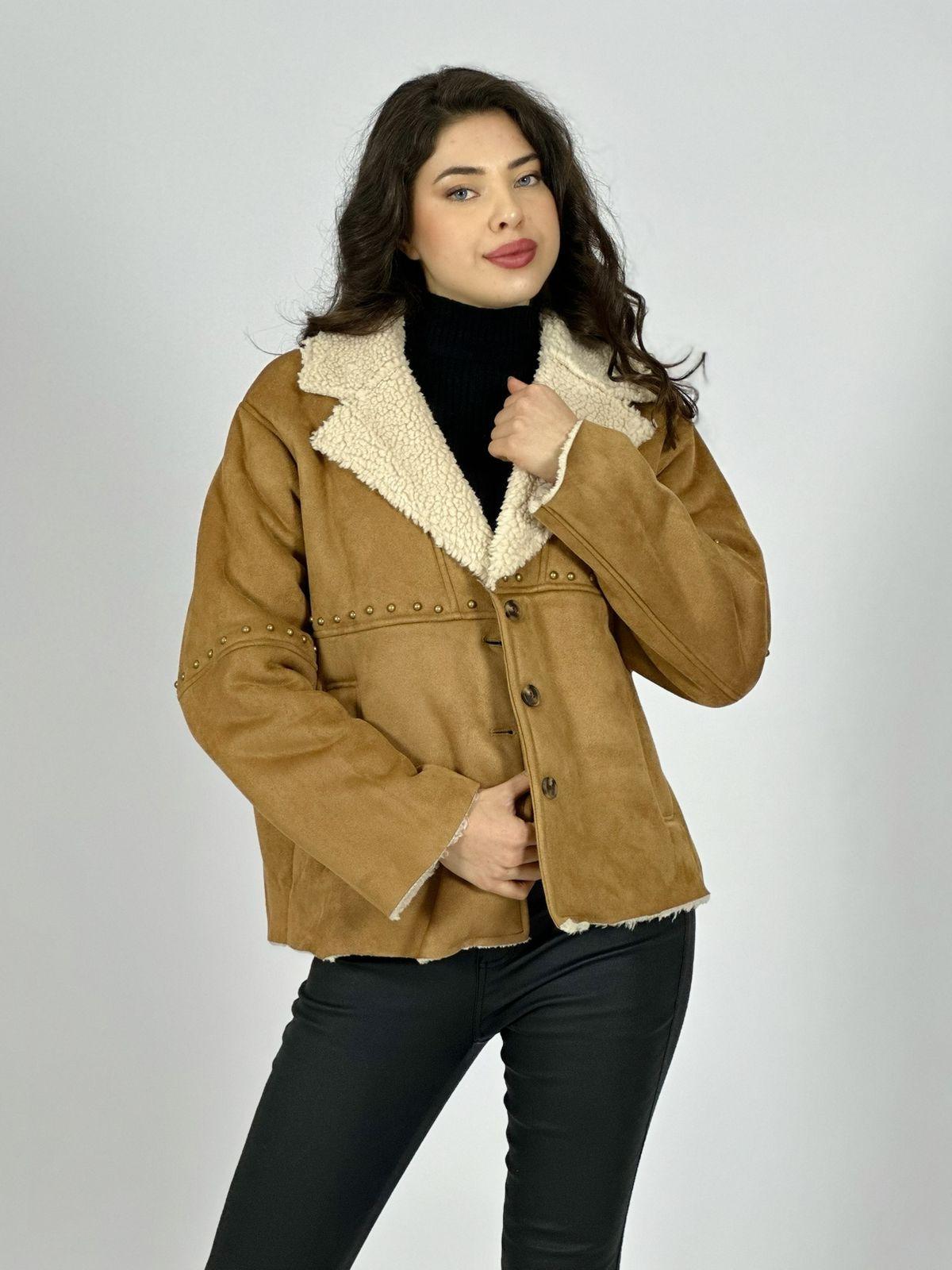 Chaqueta Aviadora Achiporrada con Tachas