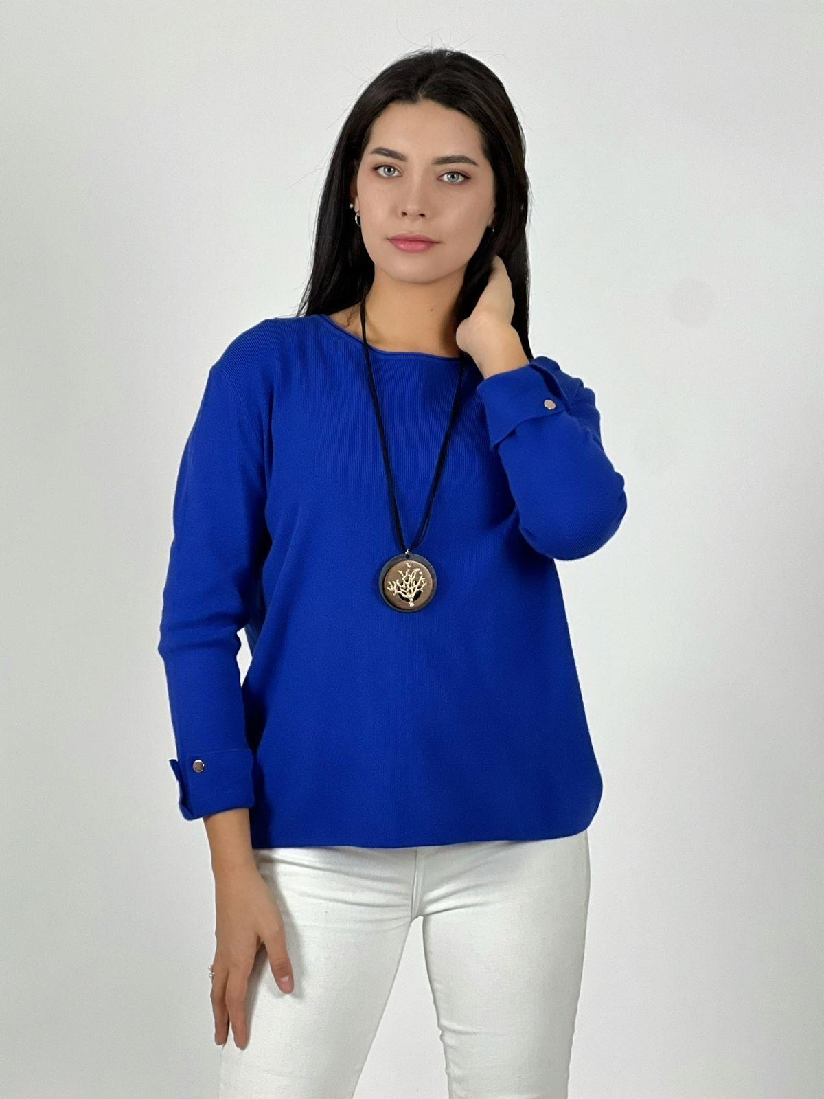 Sweater de lana mangas dobles y botones