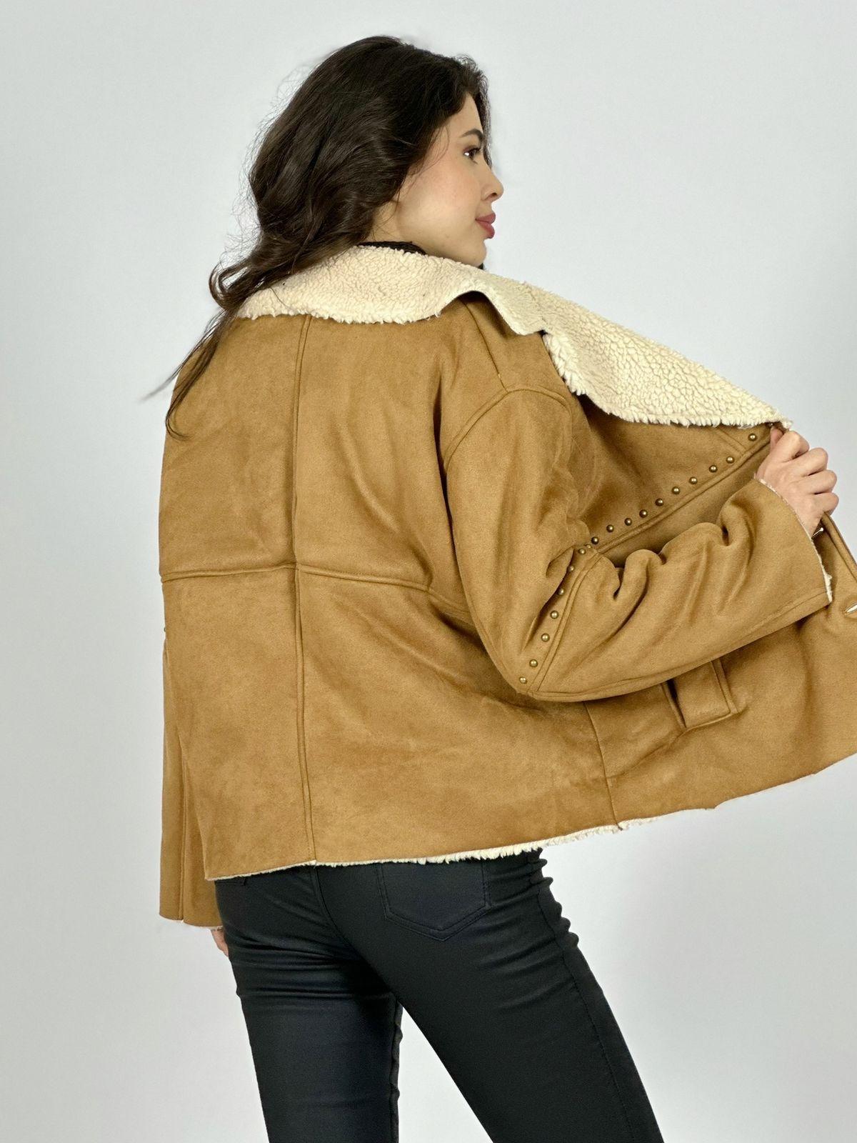 Chaqueta Aviadora Achiporrada con Tachas