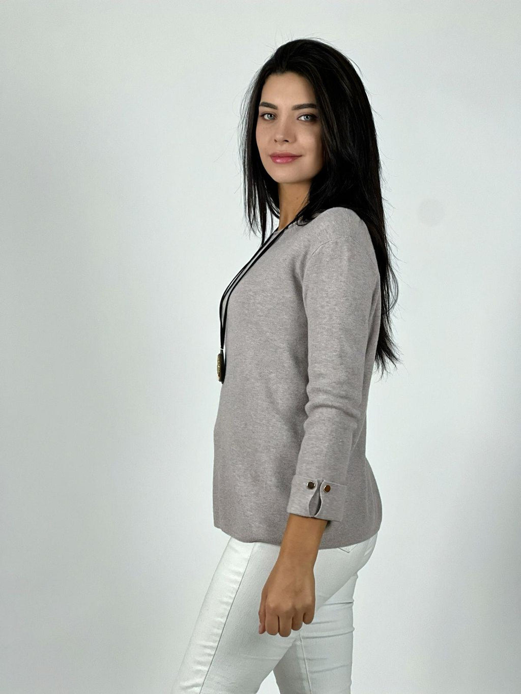 Sweater de lana mangas dobles y botones