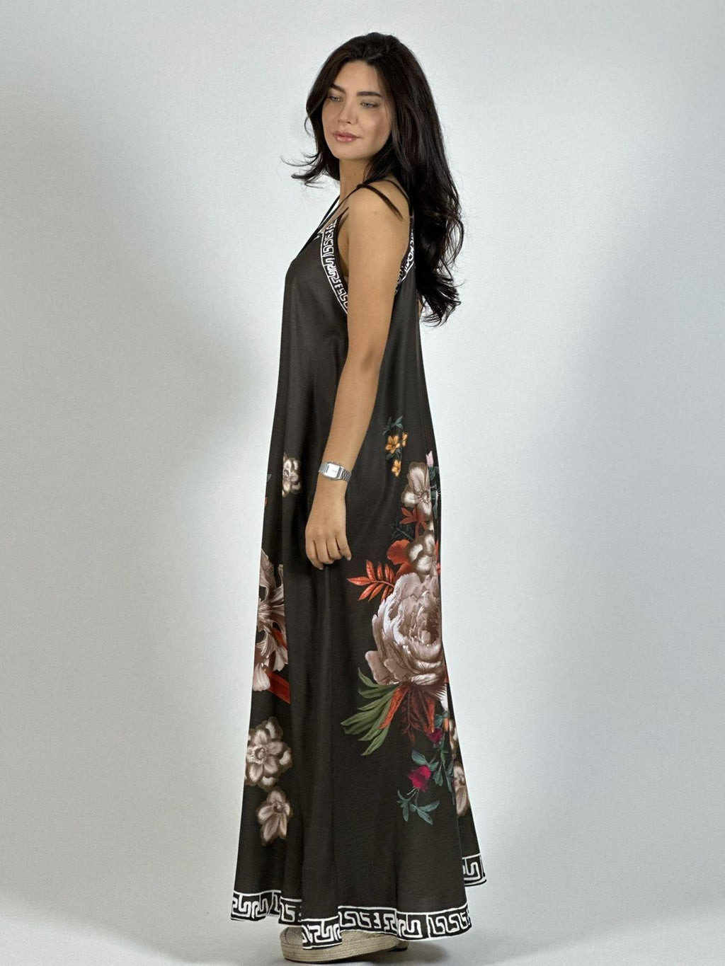 Vestido Satín Con Flores