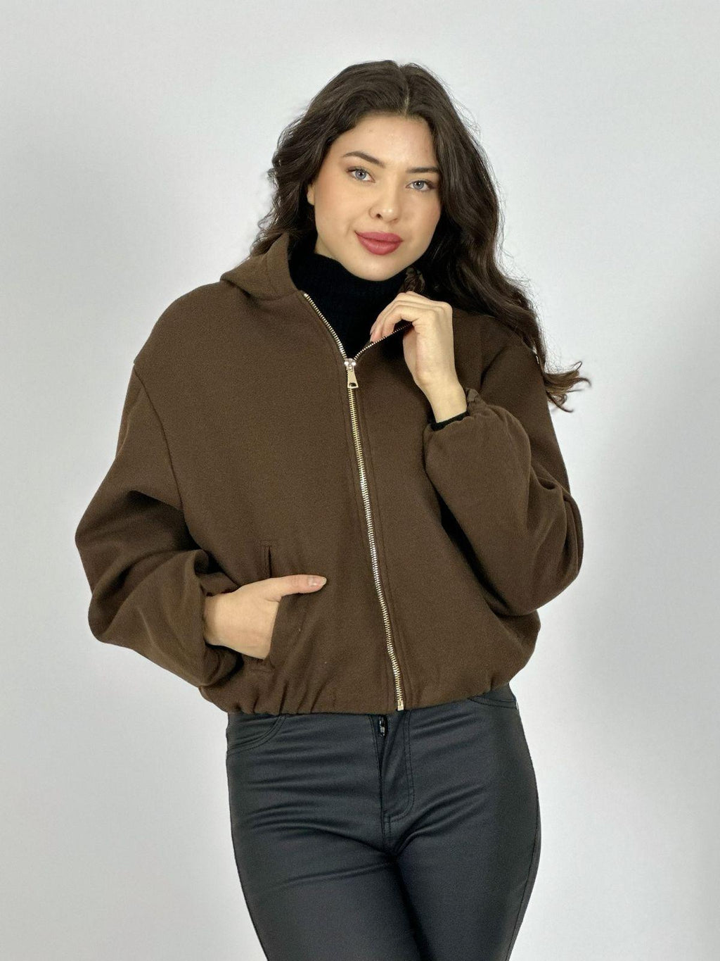 Chaqueta Bomber Corta con Gorro