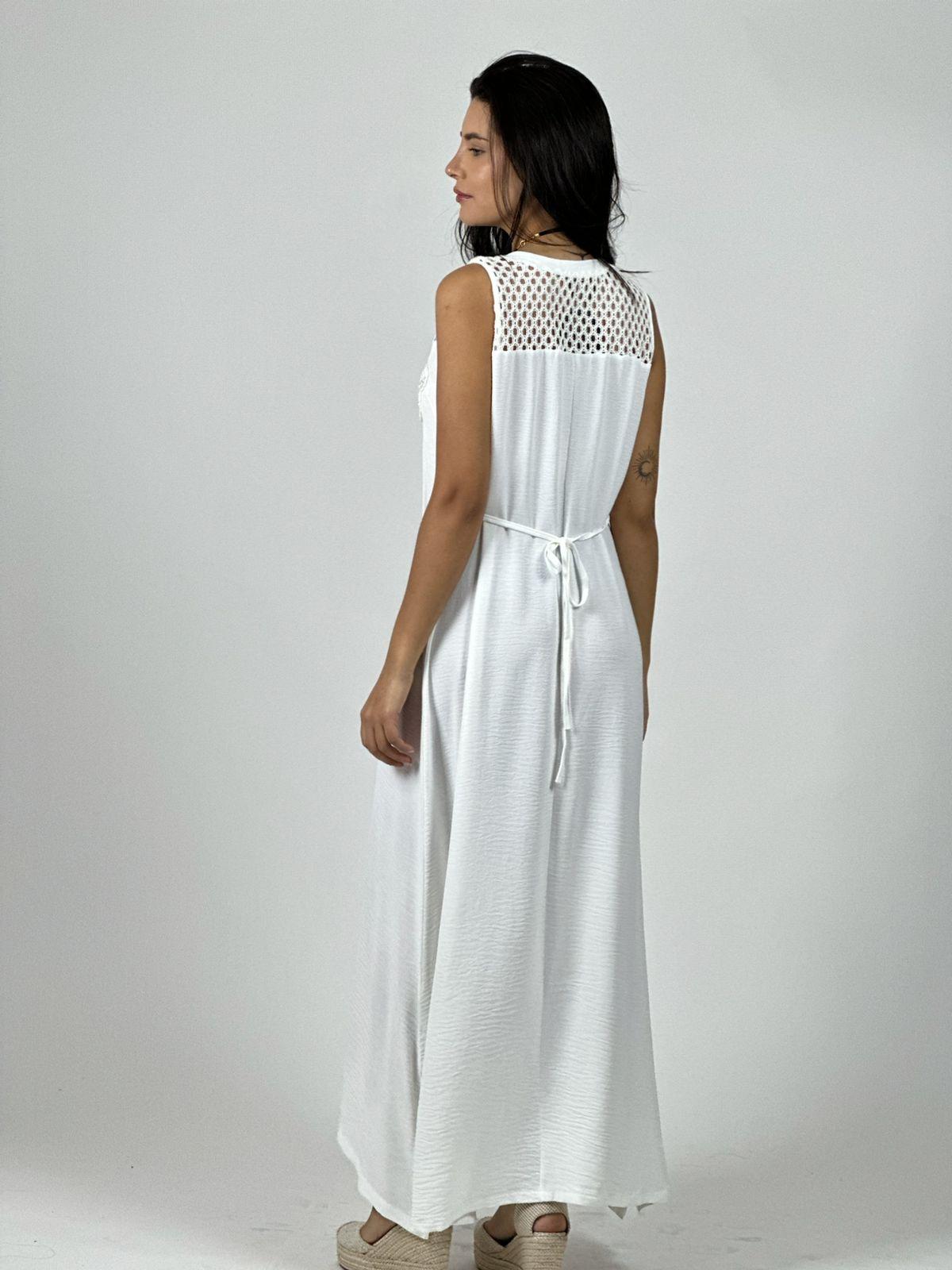 Vestido Crepé Hombros Tejidos y Flor