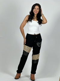 Jogger Lino con Corazón y Lineas Brillantes