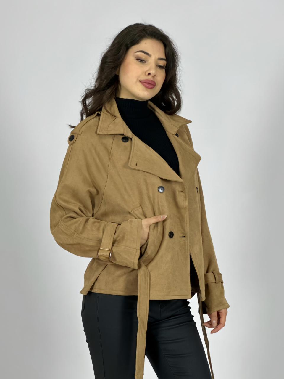 Chaqueta Gamuza 4 Botones con Cinturón