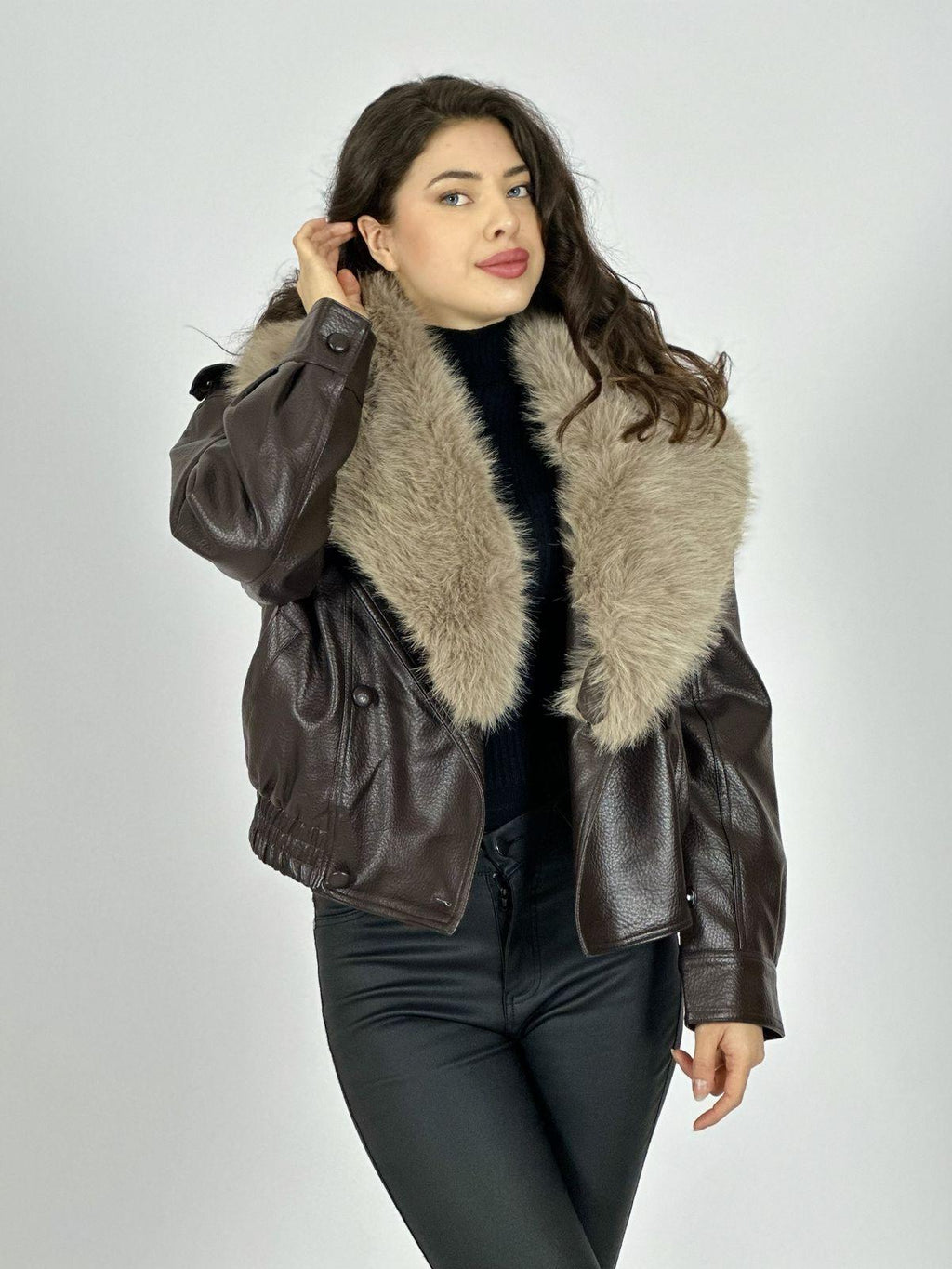 Chaqueta Bomber Ecocuero Con Cuello Desmontable