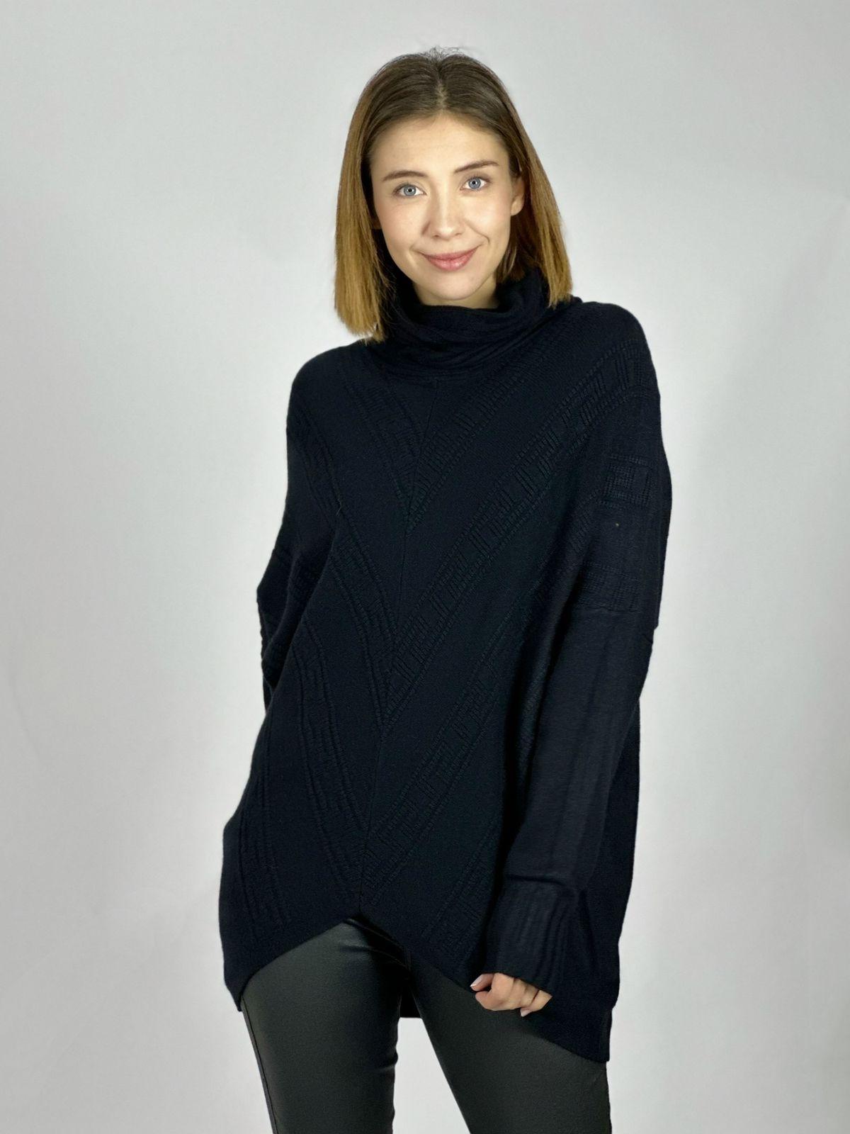Sweater Cuello Tortuga Diseño en V