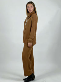 Conjunto Lana Cuello Alto Trenzado Delantero