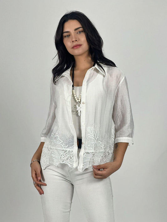 Blusa de Lino con Diseño Broderi