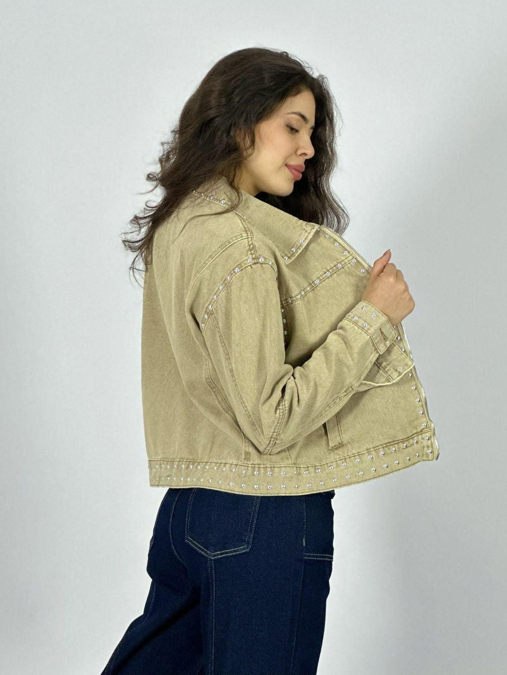 Chaqueta Mezclilla Con Tachas