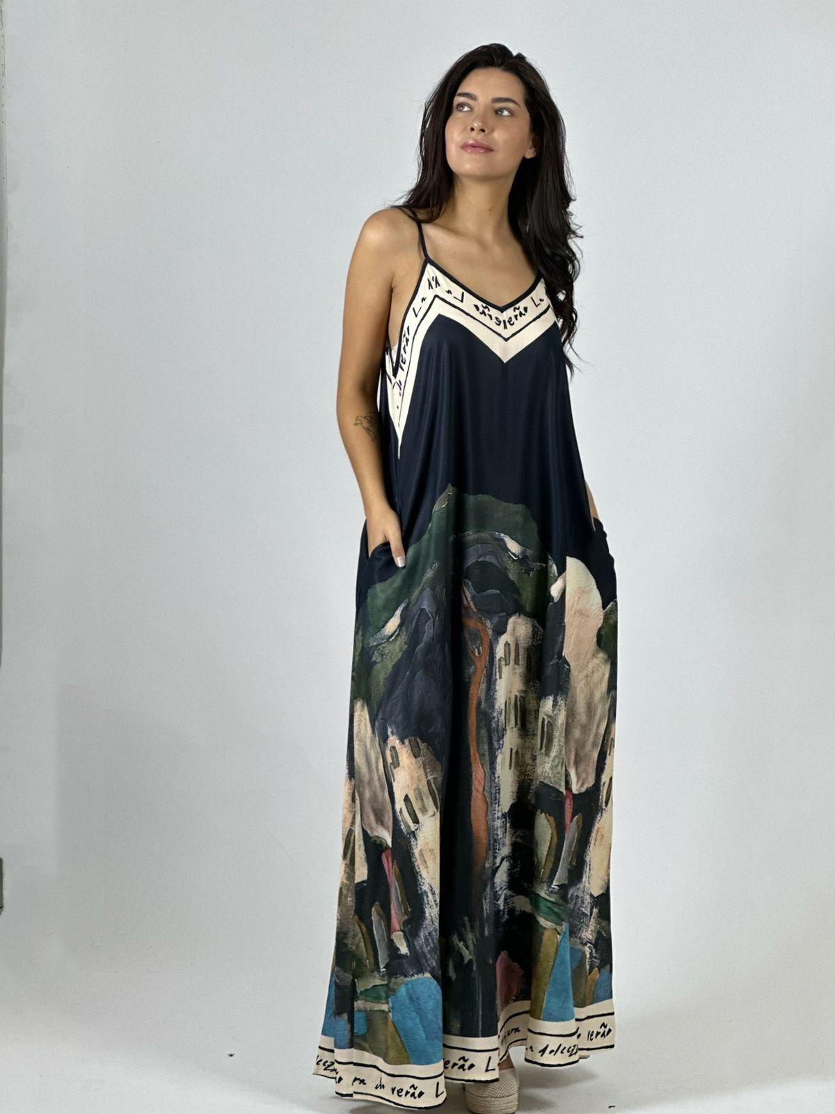 Vestido Flor Abstracta Bordes con Letras