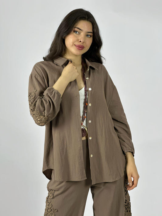 Blusa Lino Encaje en Mangas