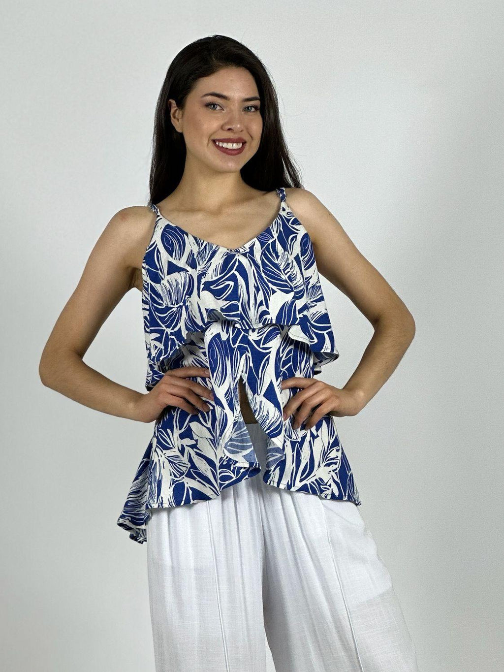 Blusa Con Vuelos Diseño Hojas