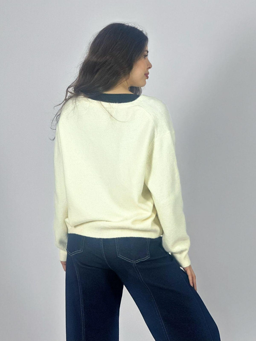 Sweater Lana Flor Bordada