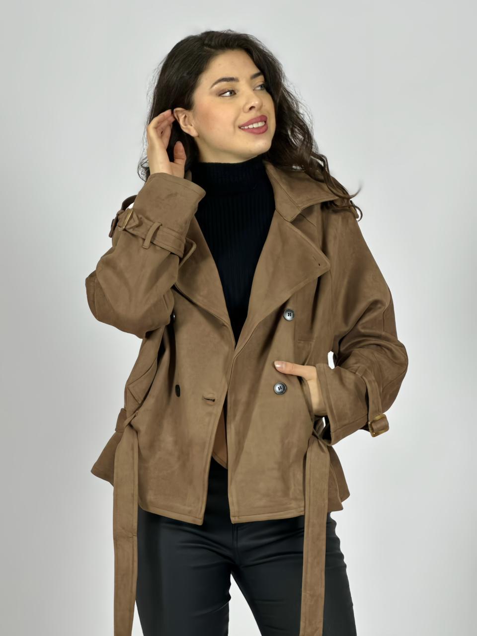 Chaqueta Gamuza 4 Botones con Cinturón