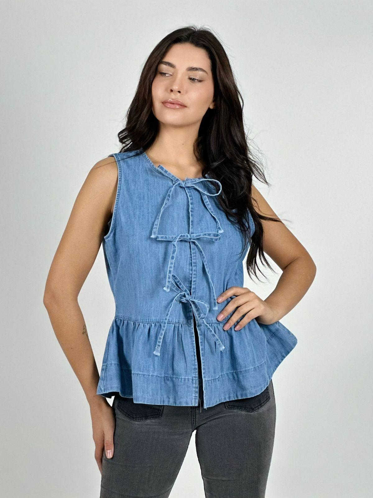 Blusa Mezclilla Faroleo con Amarras