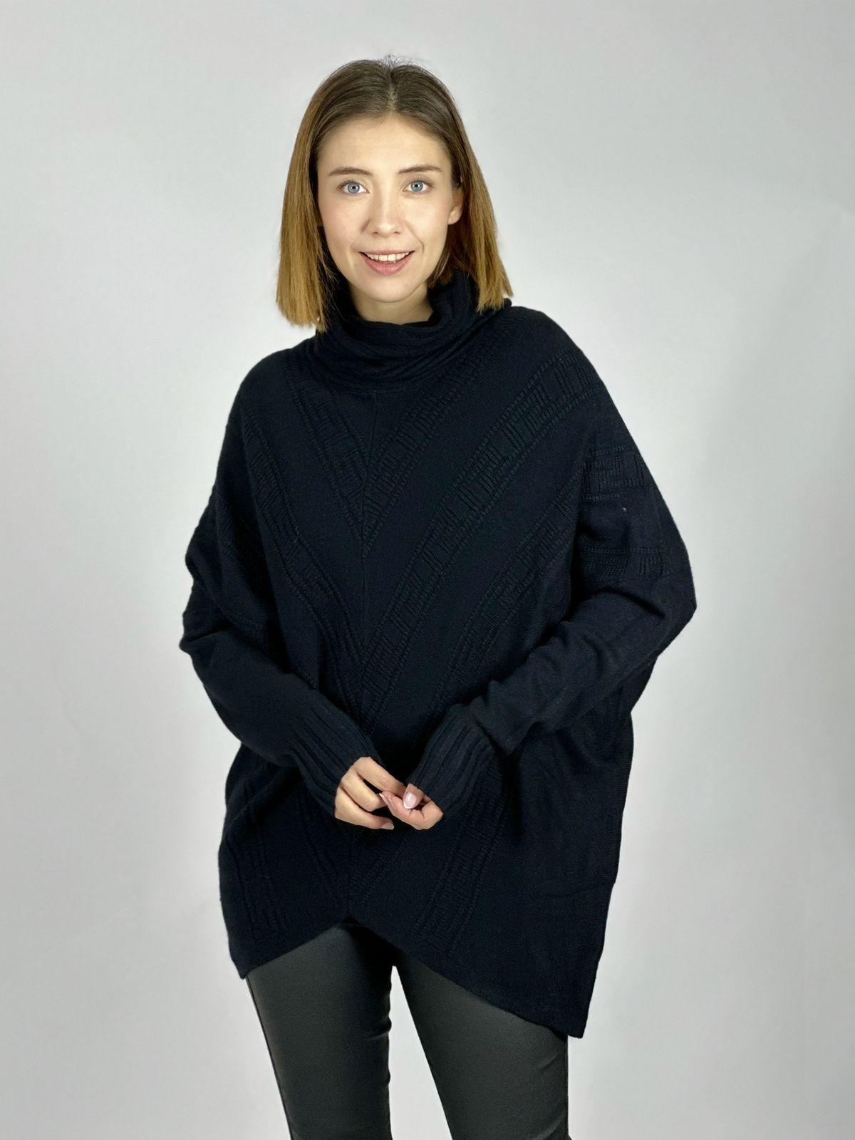 Sweater Cuello Tortuga Diseño en V