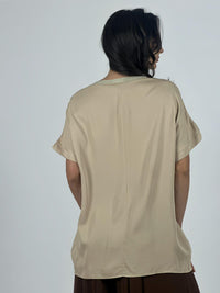 Polera Lino Flor Tejida Lineas Doradas