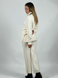 Conjunto Lana Cuello Alto Trenzado Delantero