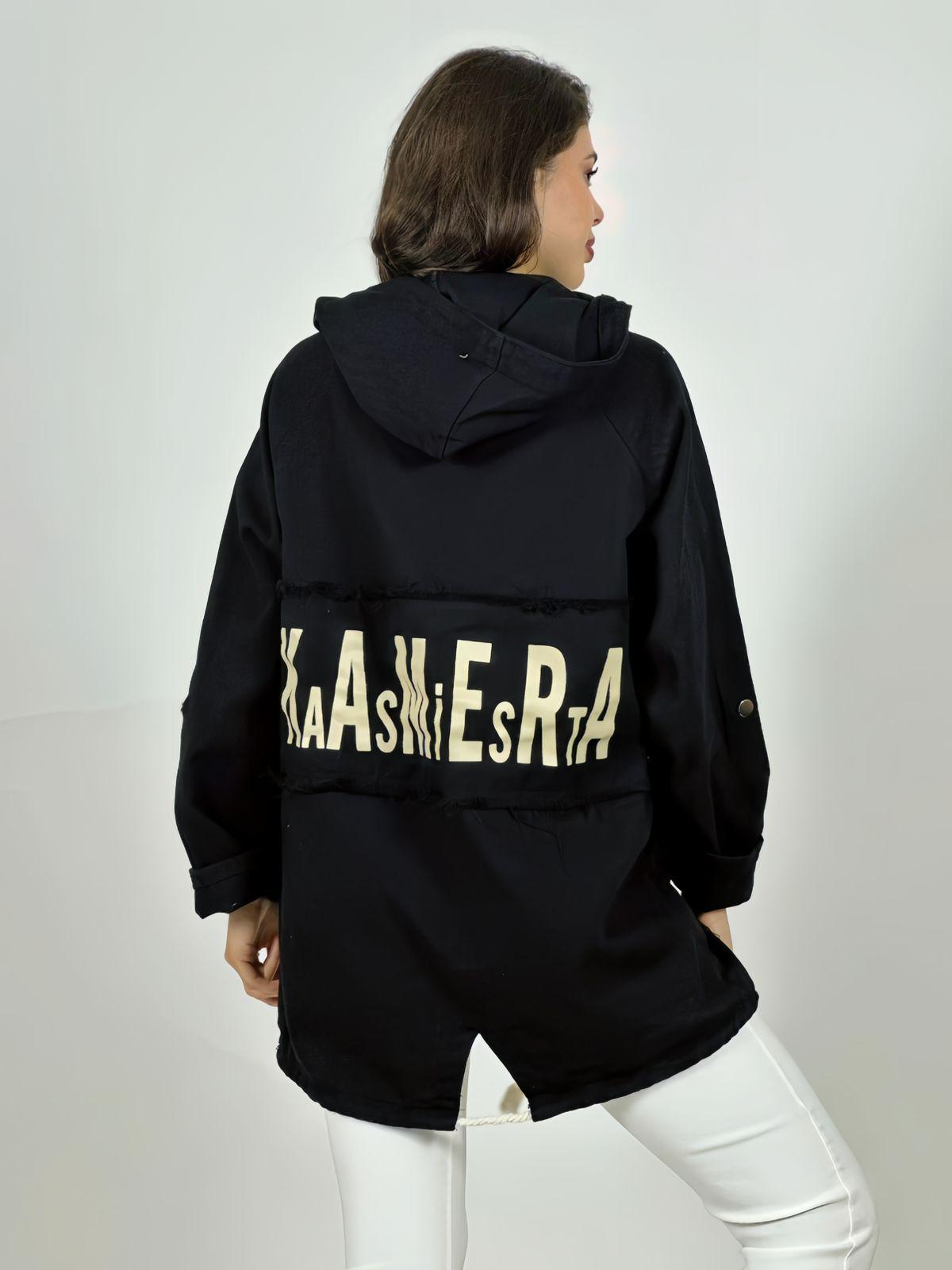 Chaqueta Mezclilla con Cierre Letras Verticales