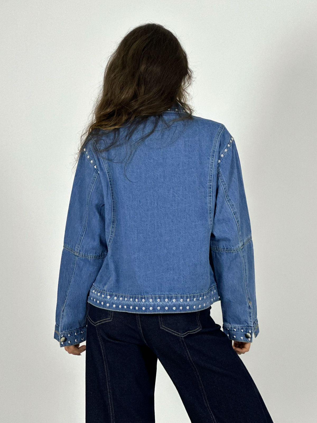 Chaqueta Mezclilla Con Tachas