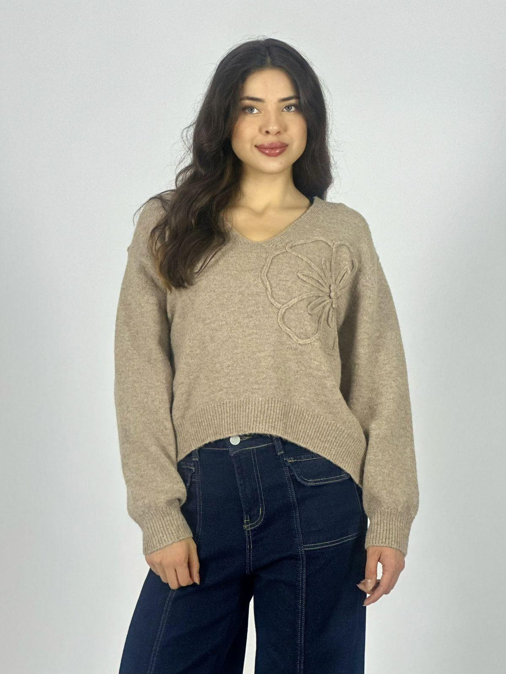 Sweater Lana Flor Bordada