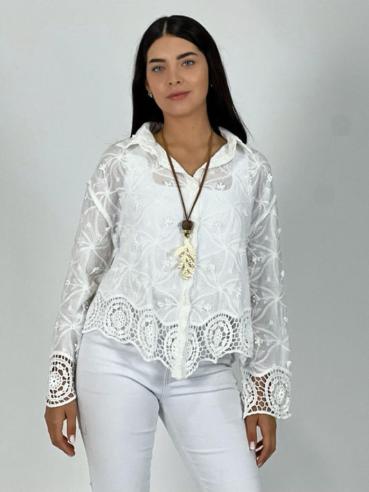 Blusa de Hilo Bordada