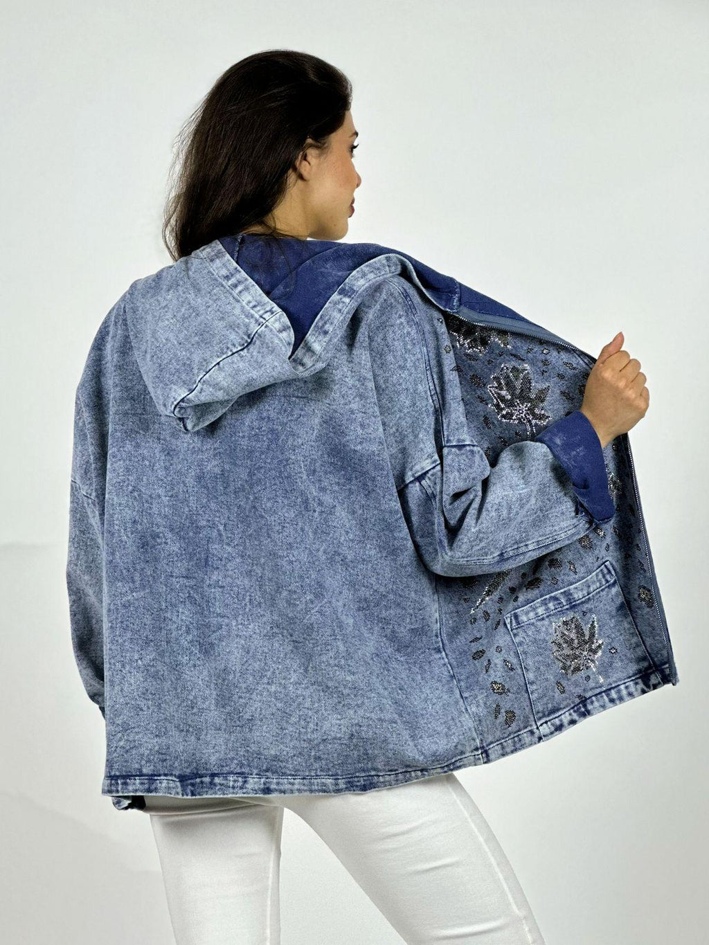 Chaqueta Mezclilla Hojas y Serpientes Escamas