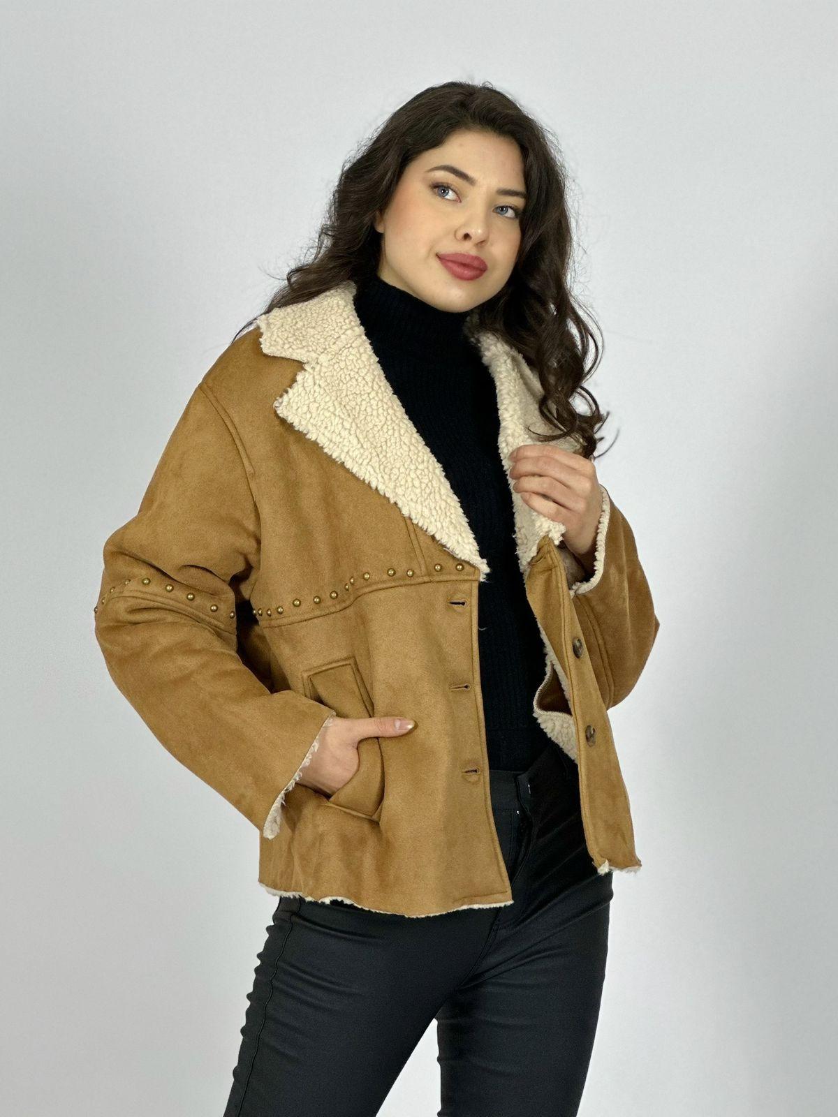 Chaqueta Aviadora Achiporrada con Tachas