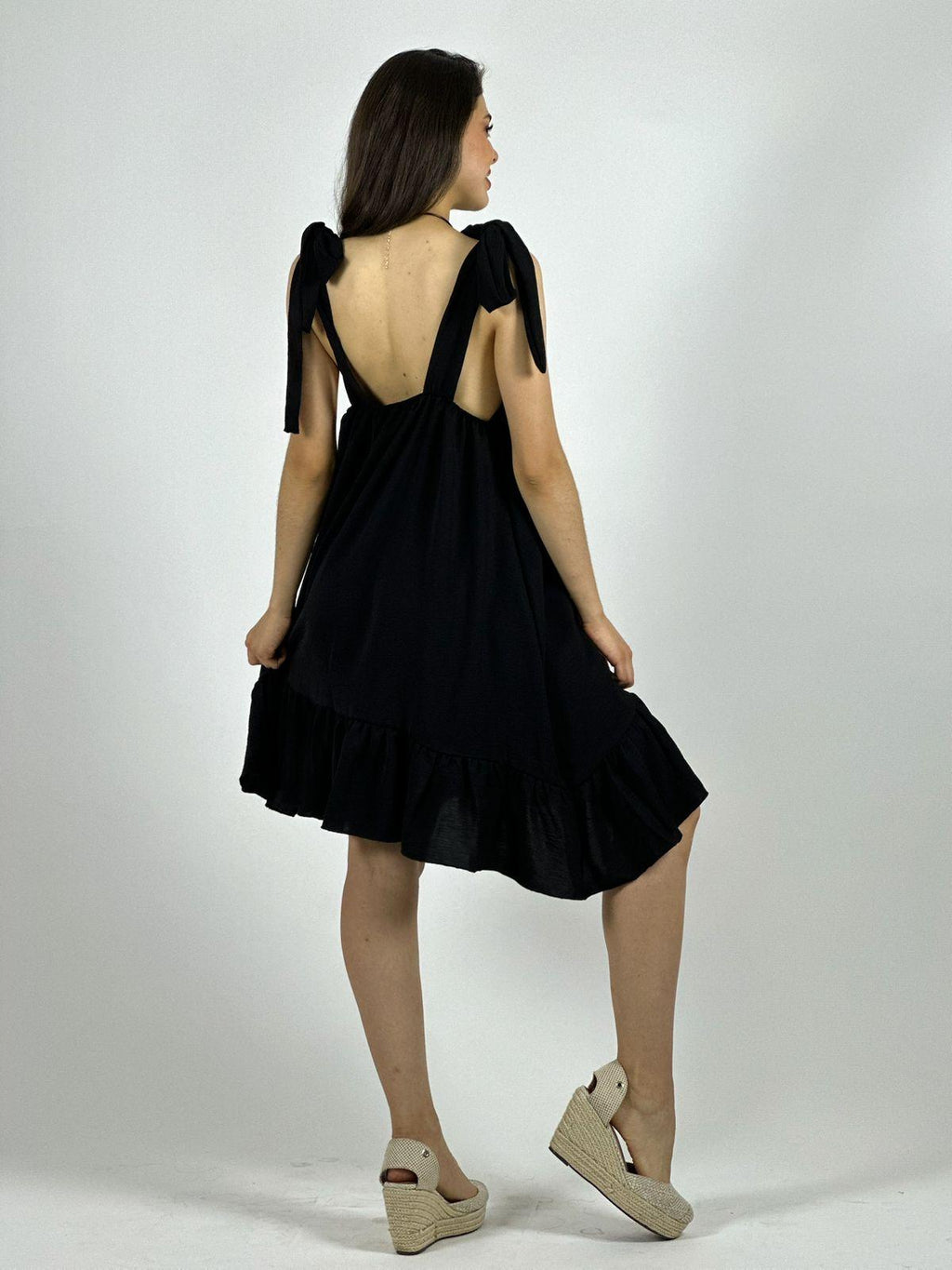 Mini Vestido Amarra en Hombros