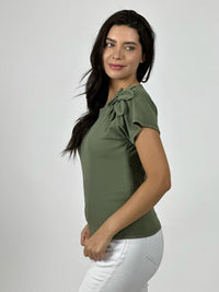 Polera Casual Flor Hombro Izquierdo