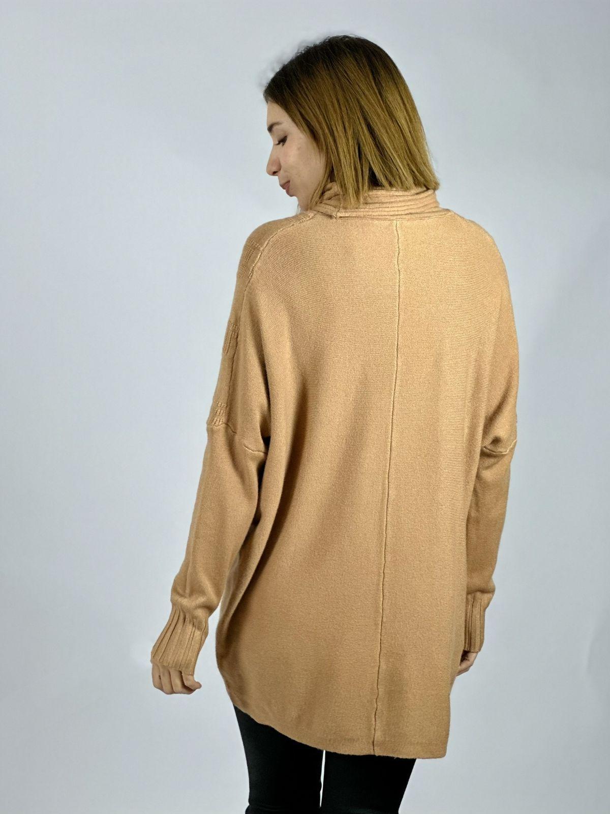 Sweater Cuello Tortuga Diseño en V