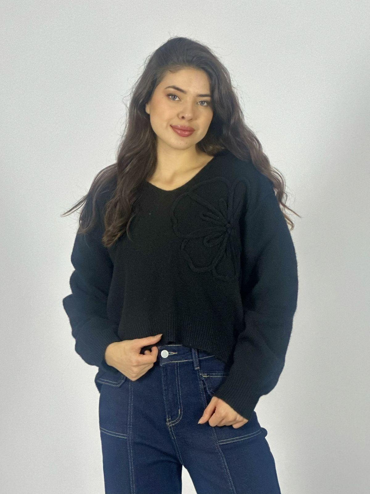 Sweater Lana Flor Bordada