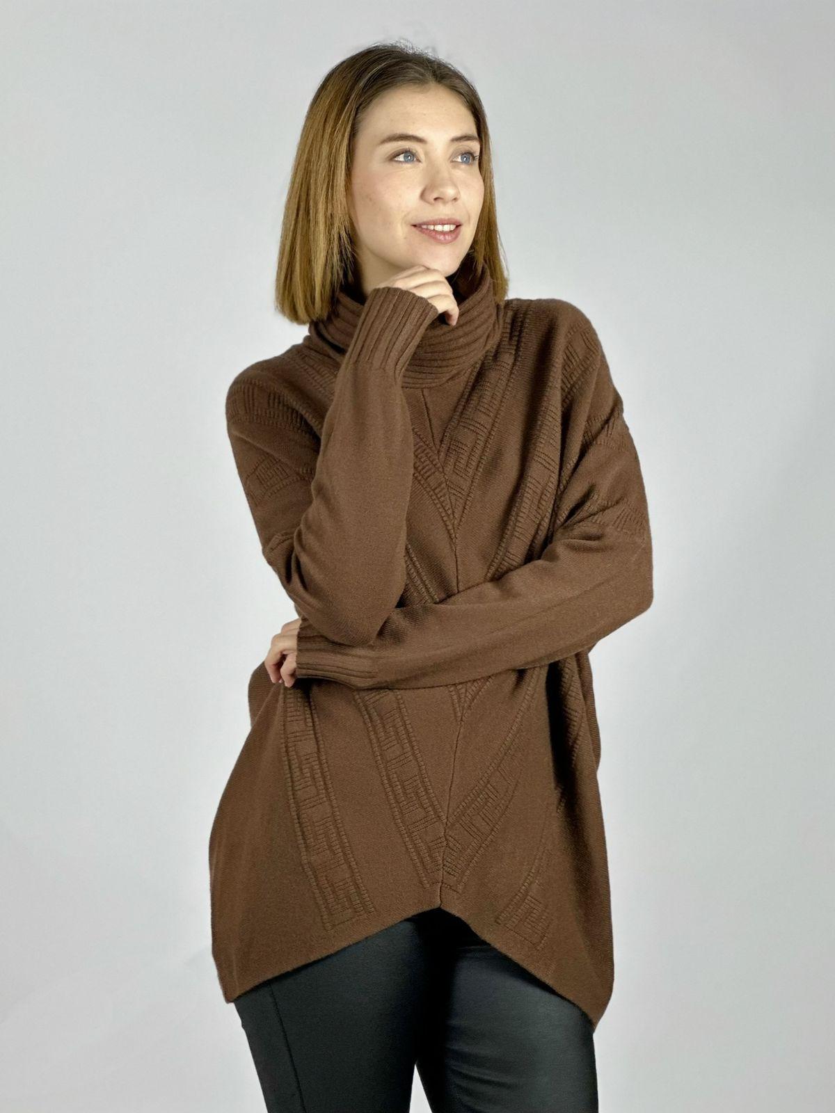 Sweater Cuello Tortuga Diseño en V