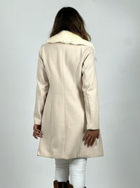 Abrigo de Paño con Cuello Desmontable