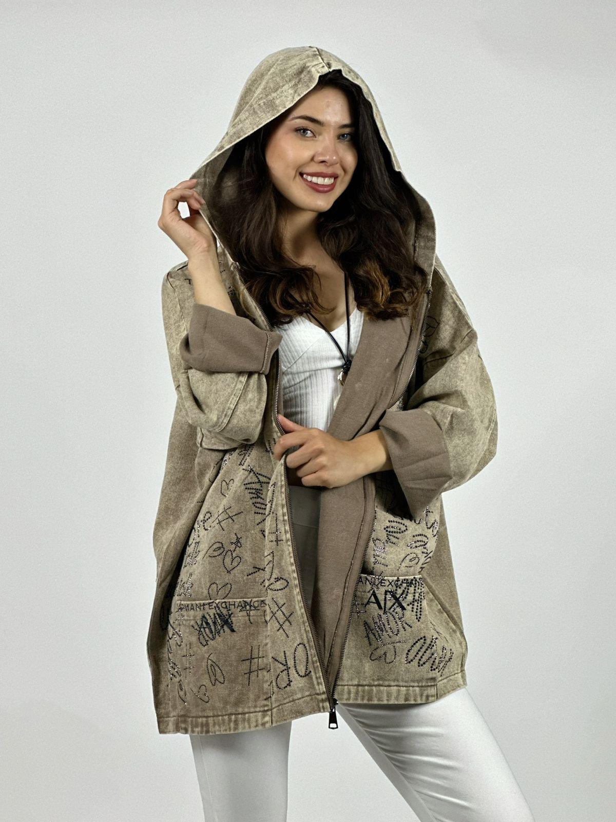 Chaqueta Mezclilla Letras Brillantes