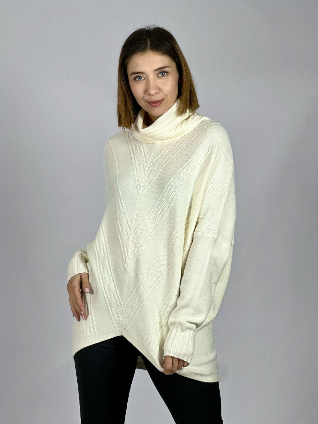 Sweater Cuello Tortuga Diseño en V