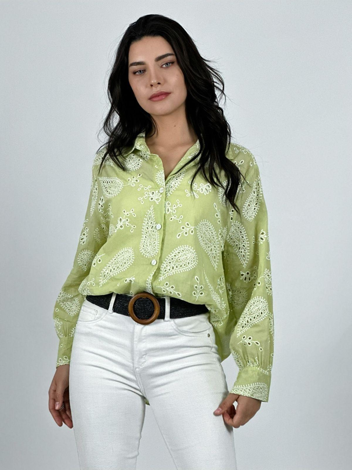 Blusa Bordado Estilo Broderi