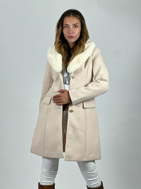 Abrigo de Paño con Cuello Desmontable