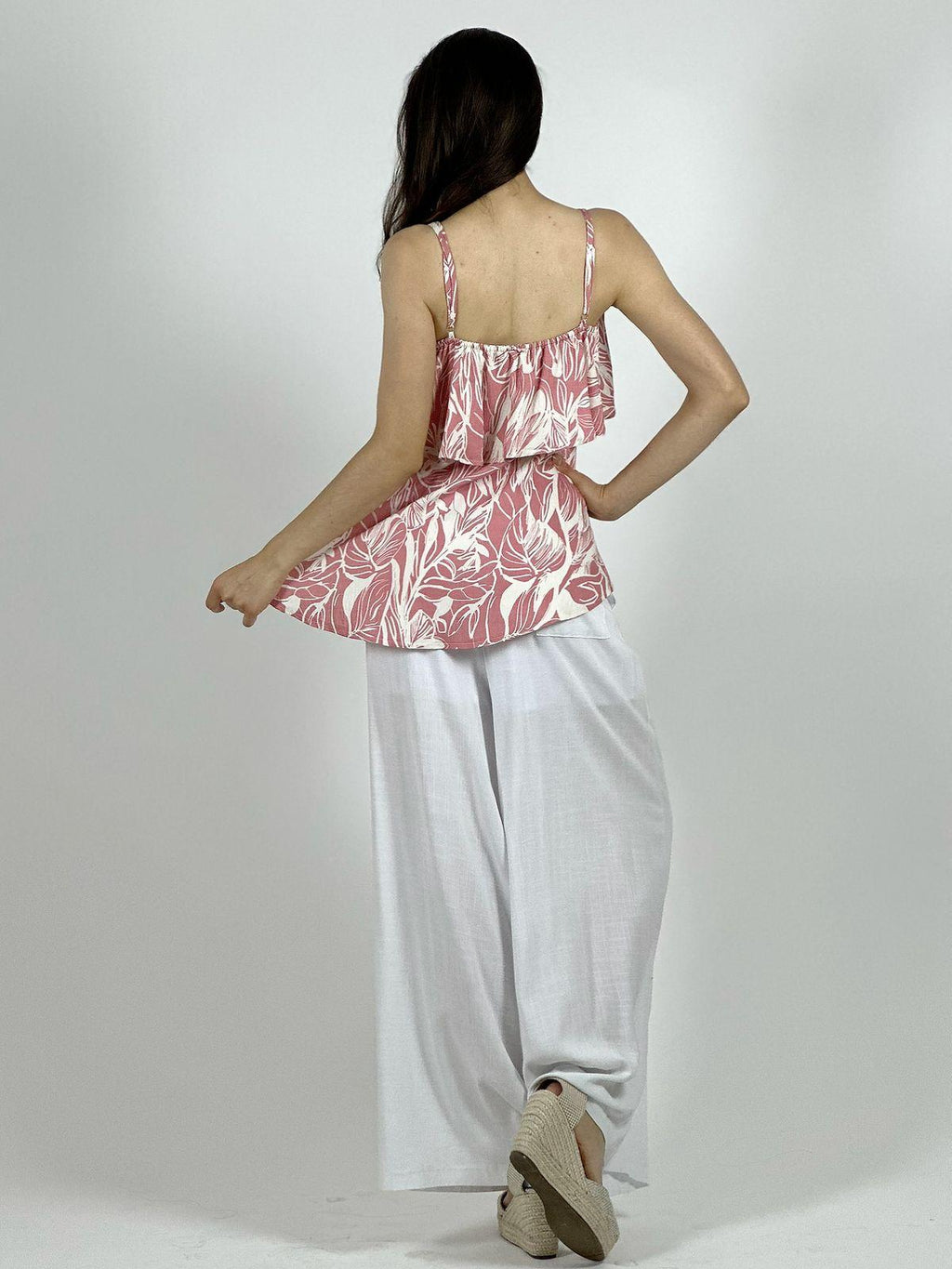 Blusa Con Vuelos Diseño Hojas