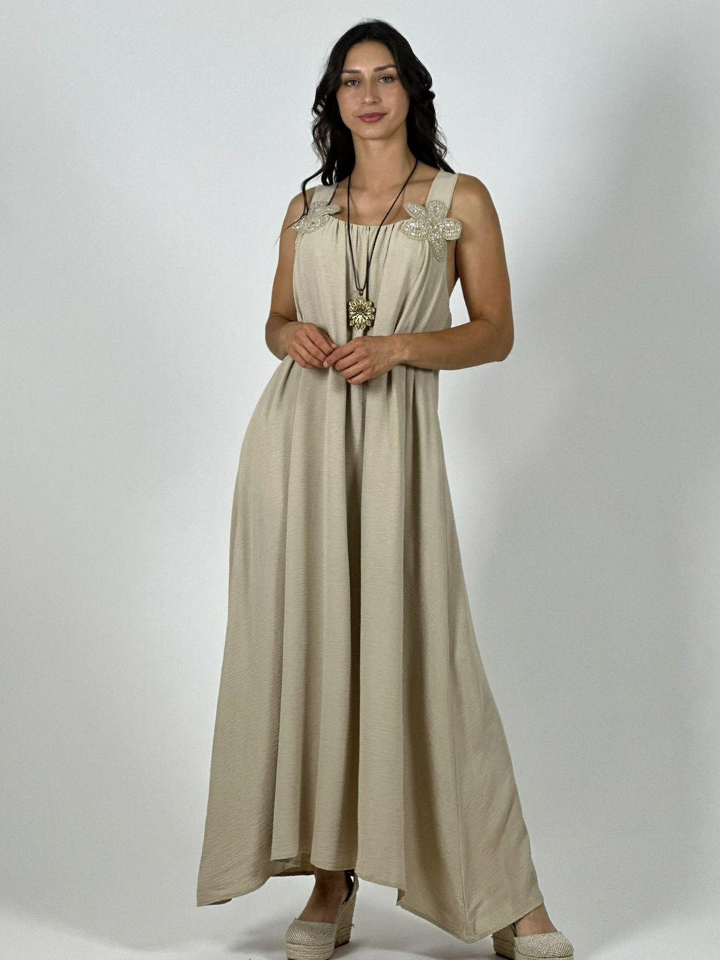 Vestido Crepé Tirantes Con Flores Brillantes