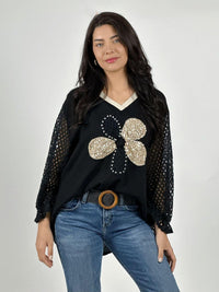 Polera Mangas Tejidas y Flor con Brillos