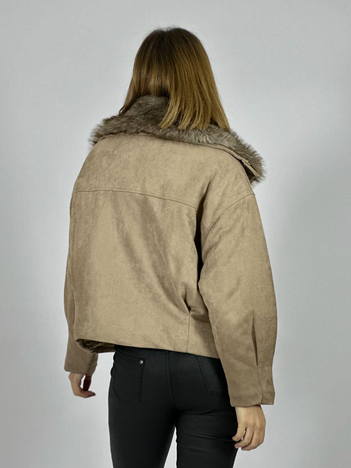Chaqueta Gamuza Acolchada Cuello Peludo
