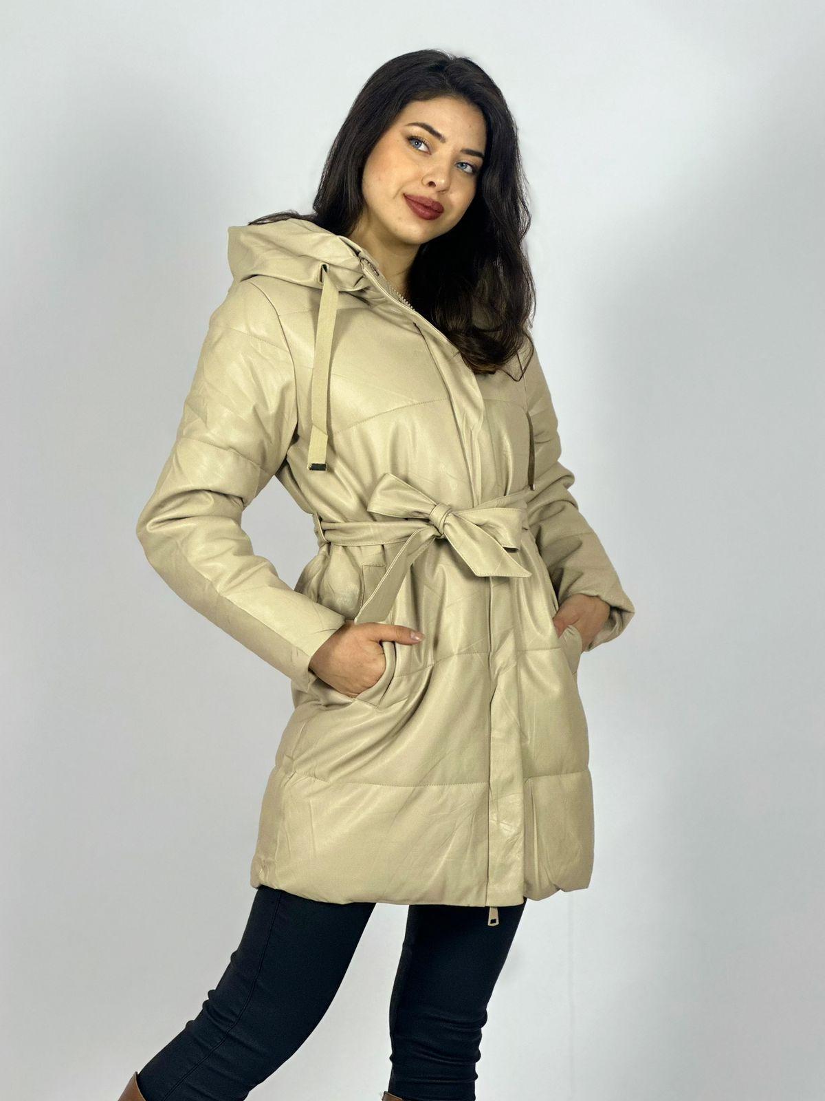 Parka Acolchada Con Cinturón