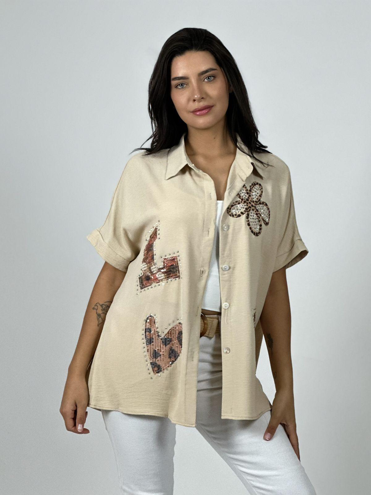 Blusa Crepé Love Print Chic con Brillos