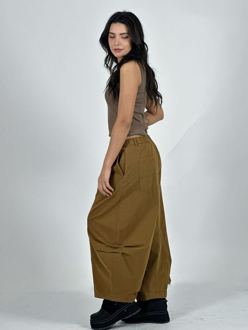 Pantalón Gabardina con Bolsillos