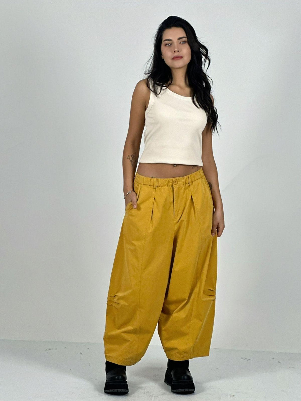 Pantalón Gabardina con Bolsillos